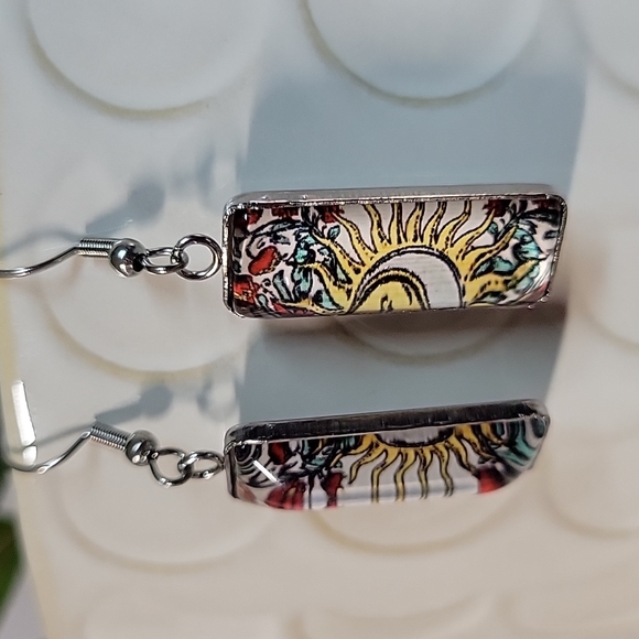 Sun & Moon Dangle Earrings - Picture 4 of 6